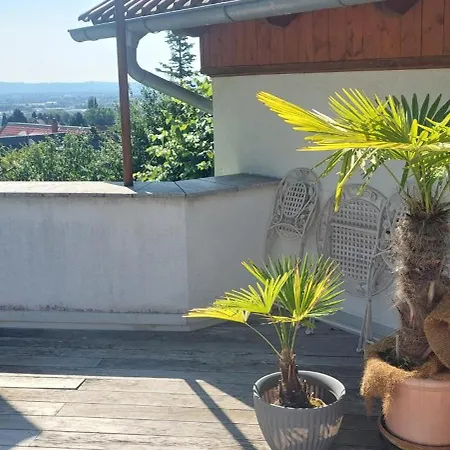 Будинок відпочинку Grazblick Free Carport Parking & Self Checkin Грац
